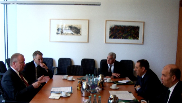M. Youssef Amrani s\'entretient à Berlin avec plusieurs responsables allemands