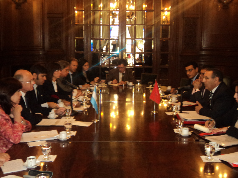 Entretien de Monsieur Amrani avec  le chef de la diplomatie argentine, M. Hector Timerman.