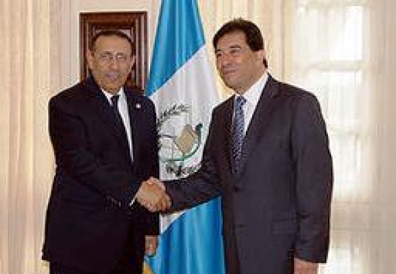 M. Amrani transmet au Président élu du Guatemala les félicitations de Sa Majesté le Roi